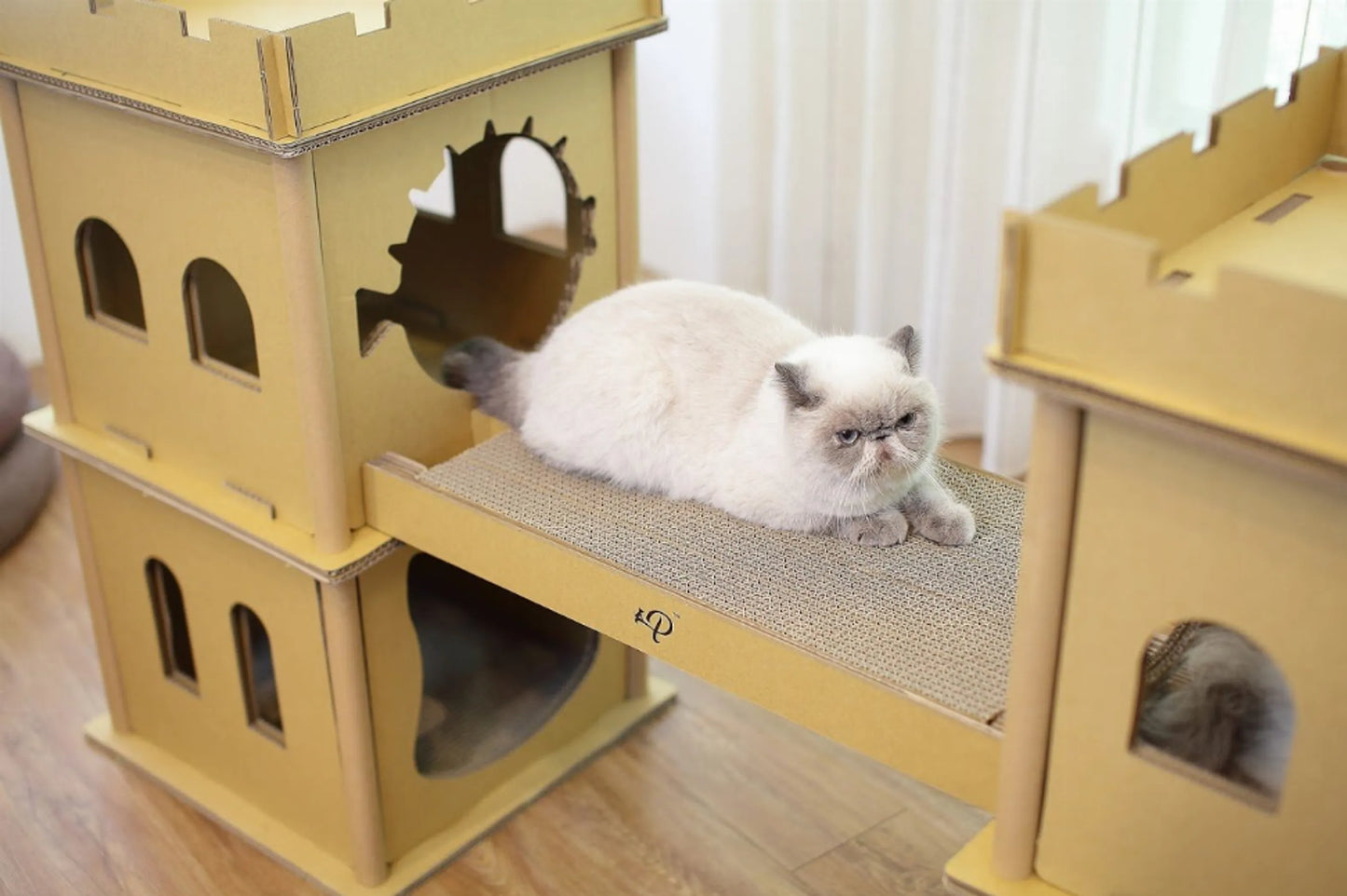 London Bridge Cat House